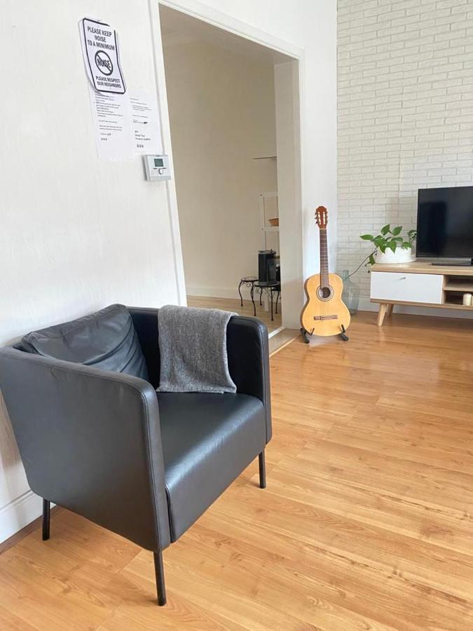 Big Sunset 2 Bedroom House With A Garden 安特卫普 外观 照片